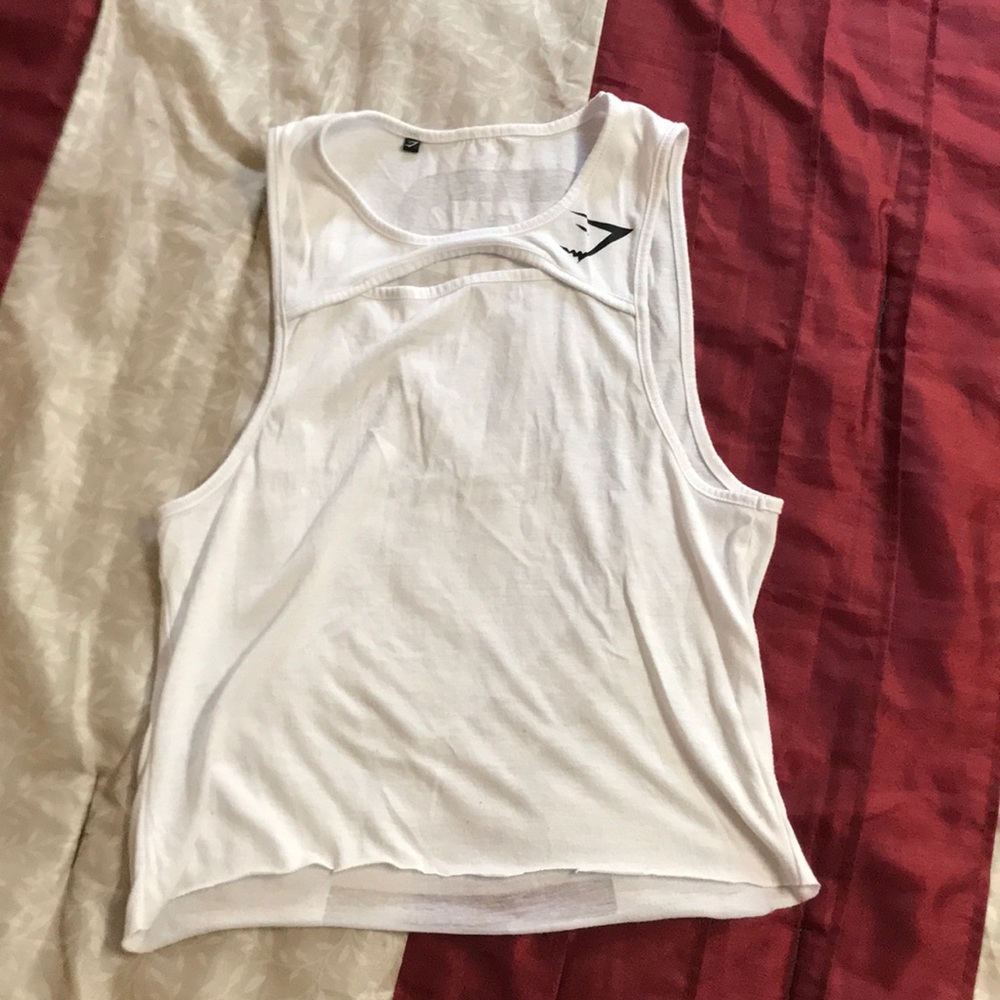 Gymshark cropped shirt